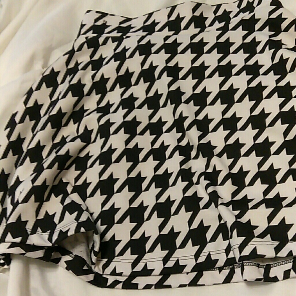 Mini skirt - Picture 2 of 3